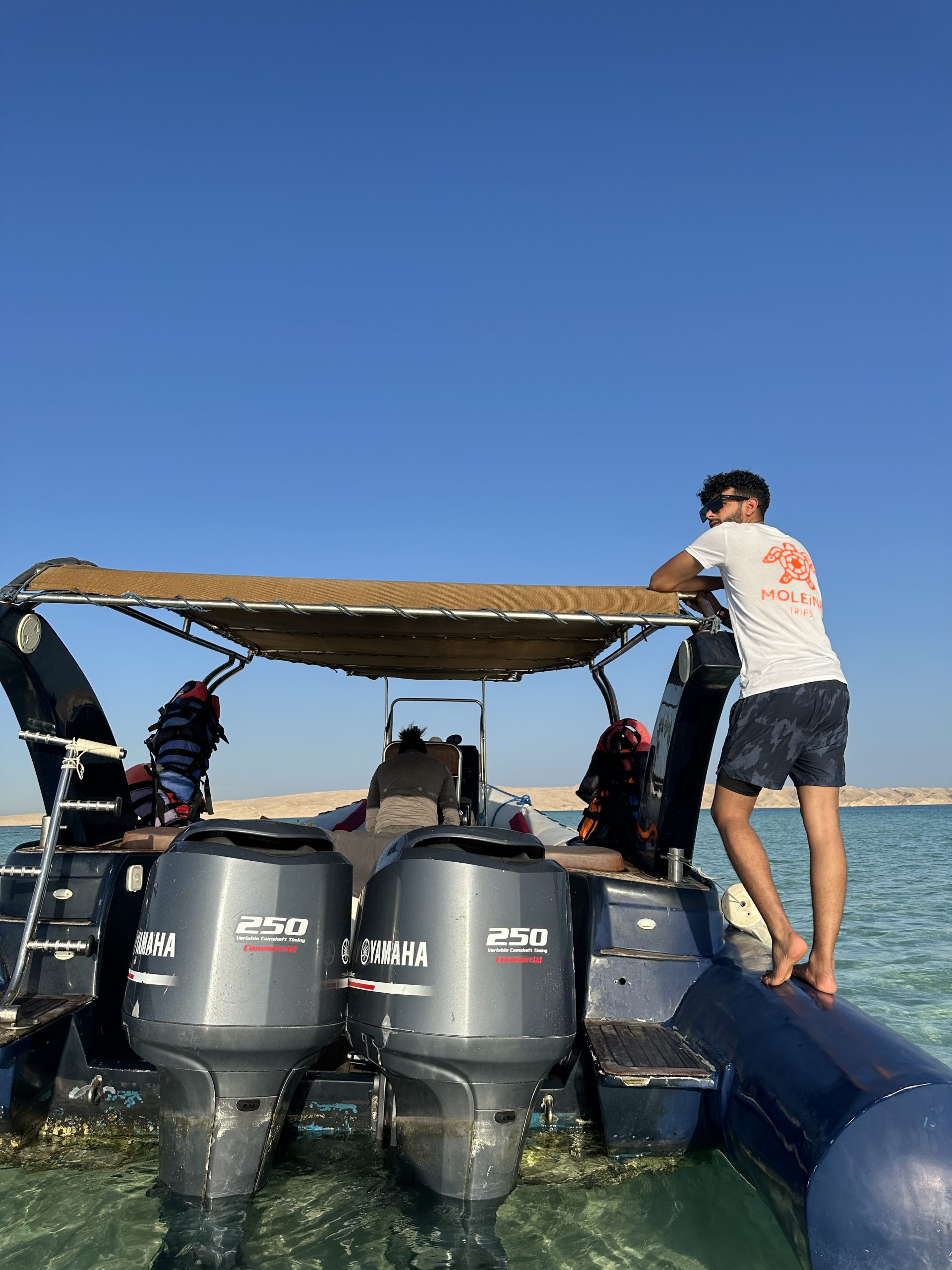 speed boat