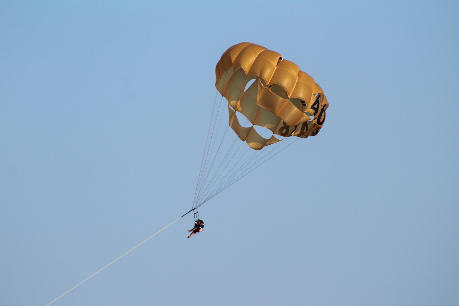 PARAGLIDING